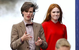 Illustration for article titled ScarJo Is Smoking In New Iron Man 2 Stills, While Doctor Who's Fires Rage On